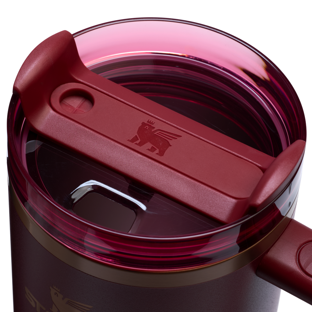Large Capacity The Quencher H2.0 Flowstate Tumbler  | Stanley Create D332L - FlowState 3-Position Lid Insulated Travel Mug Detail